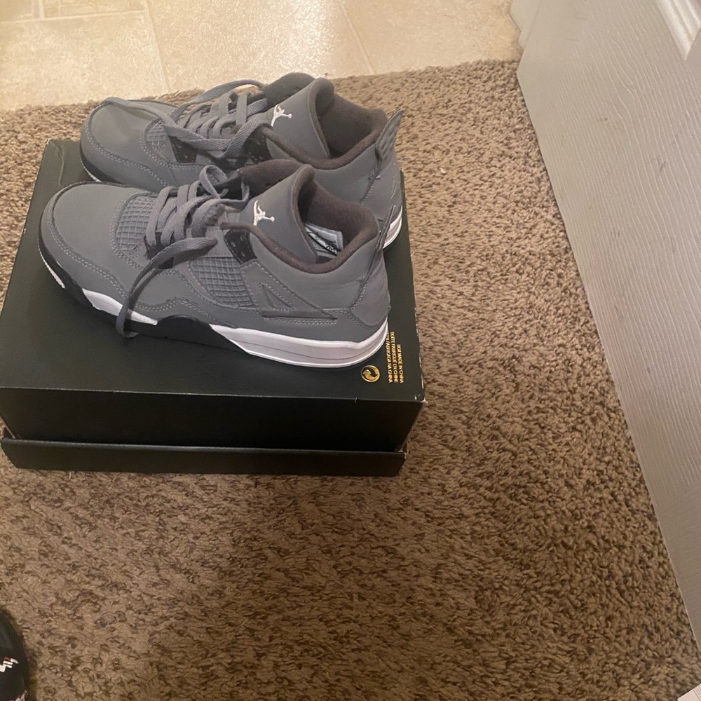 Air Jordans 4y
